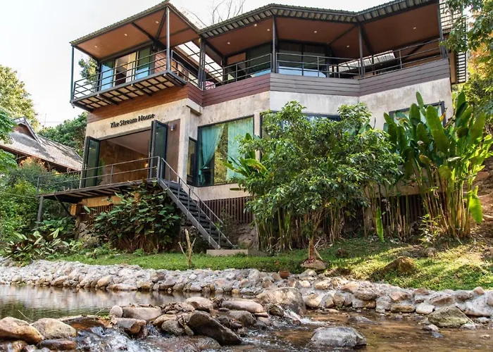 The Stream House