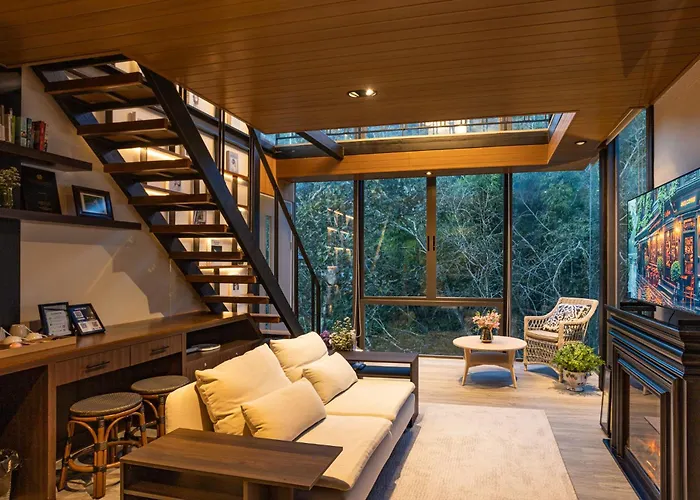 The Stream House