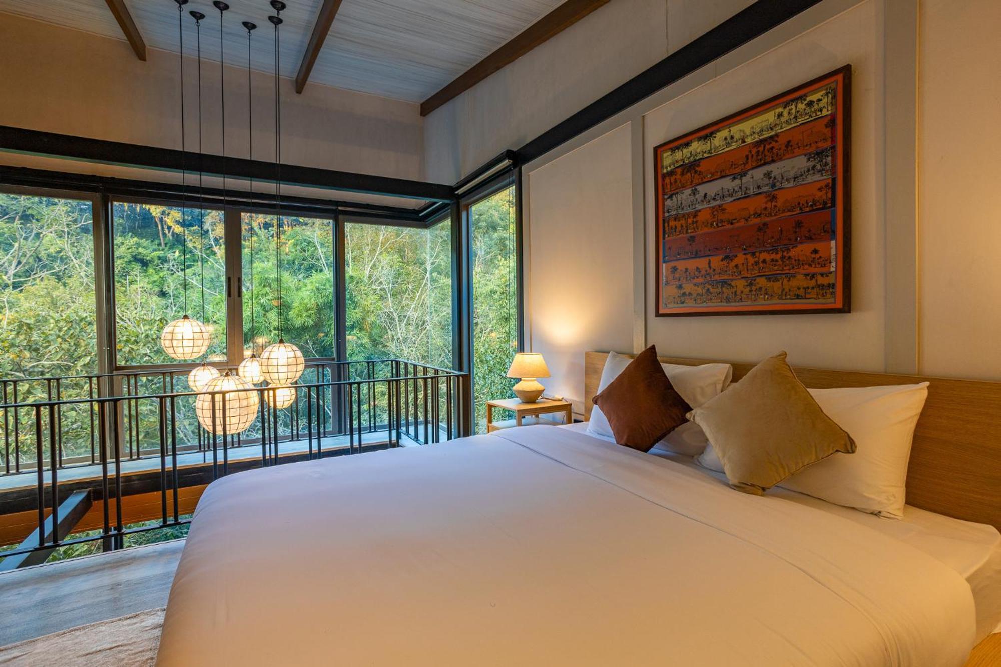 The Stream House *