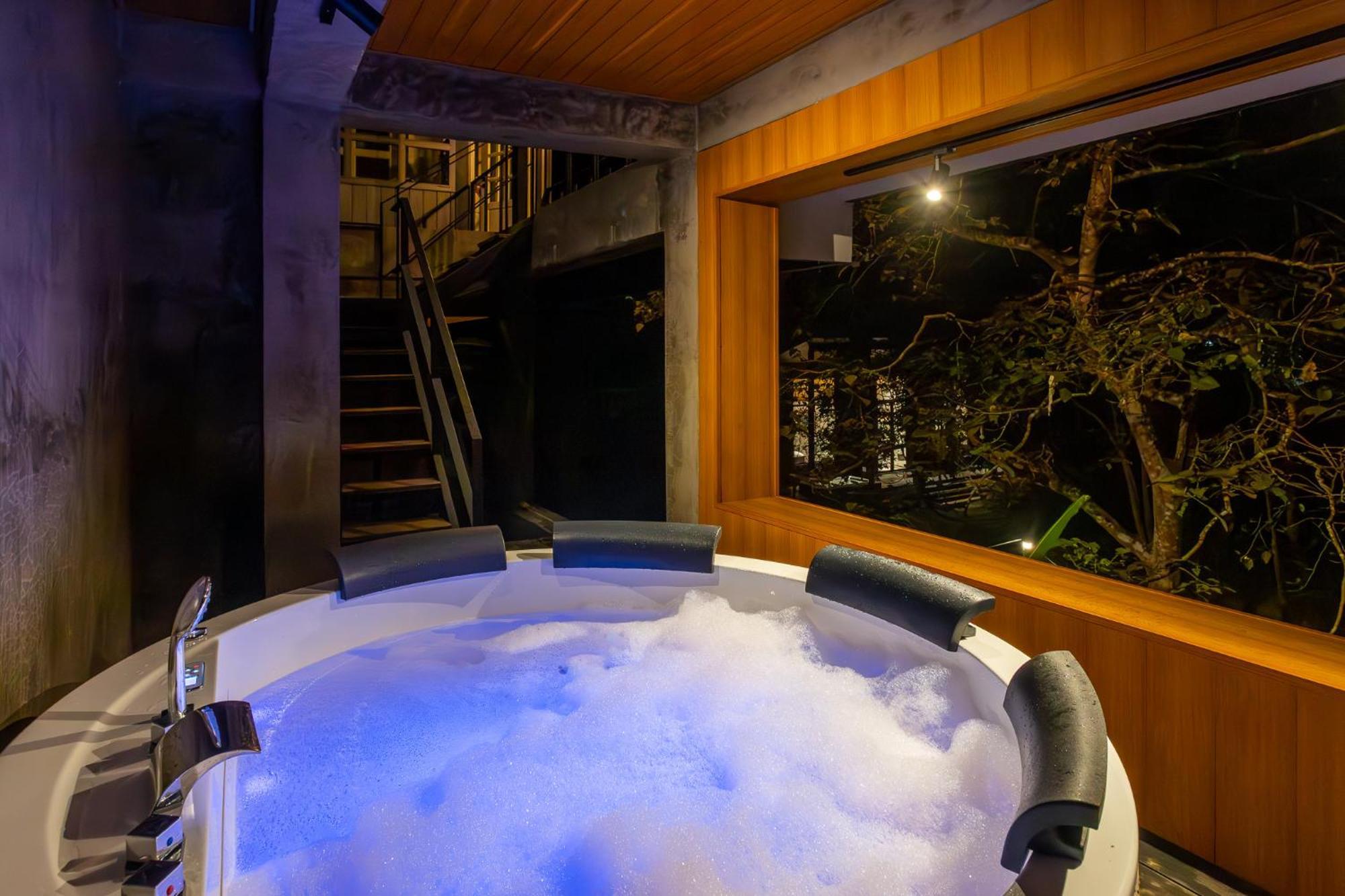 Holiday home The Stream House