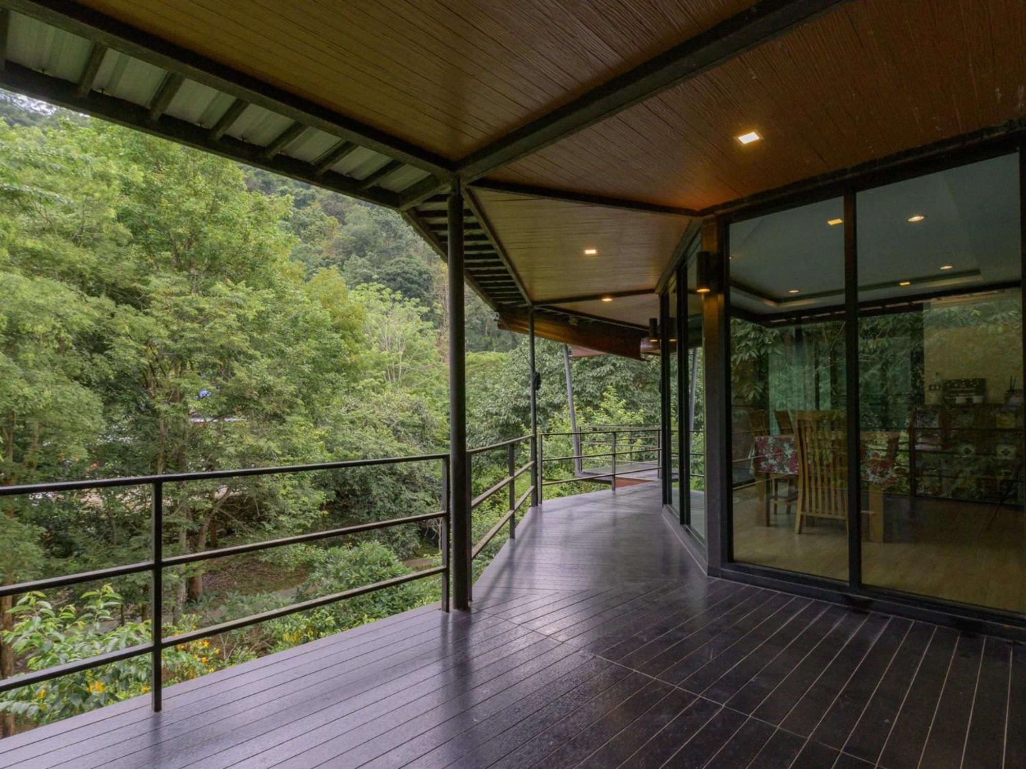 The Stream House